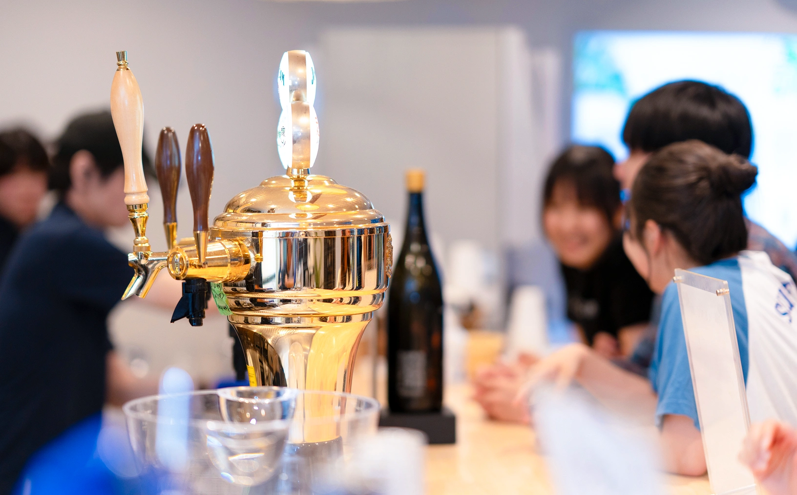 ビールサーバーとパーティー